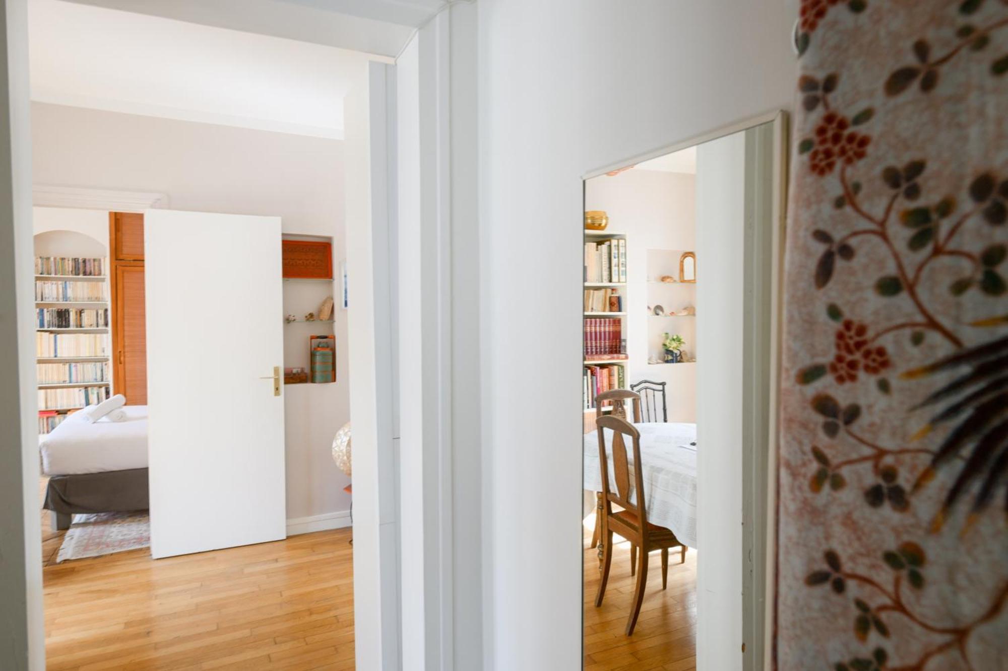 Appartement Harmonie Intemporelle Parijs